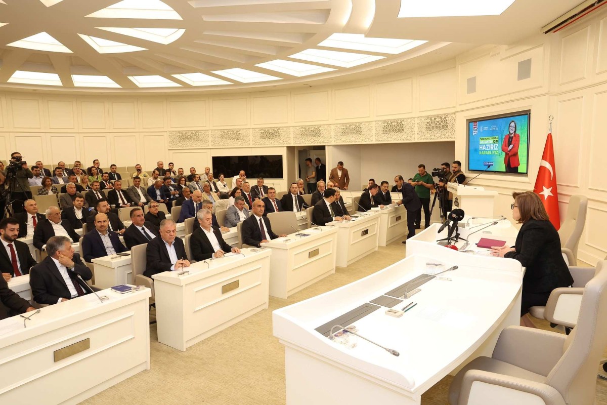 Gaziantep Büyükşehir Belediye Meclisi’nin yeni dönem ilk toplantısı yapıldı