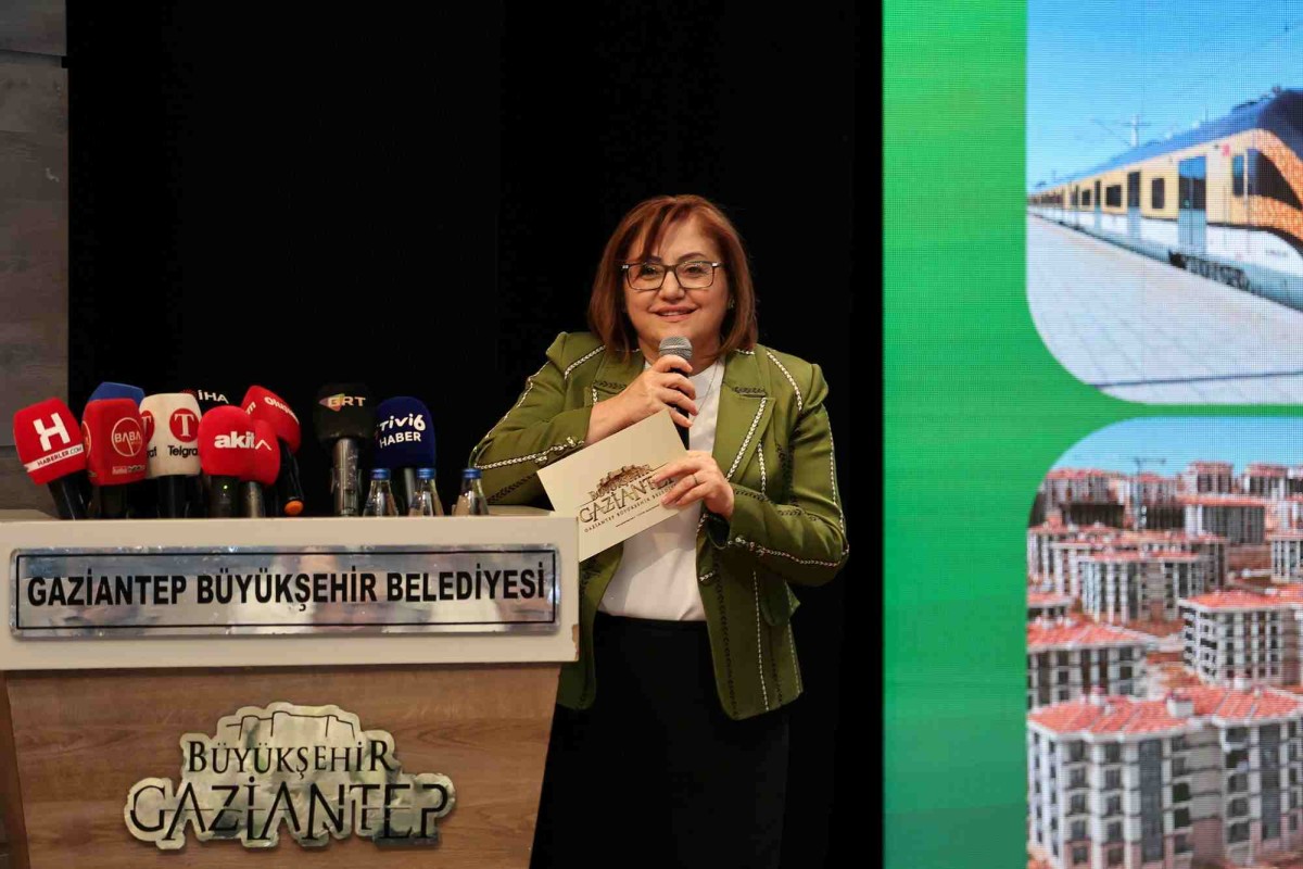 Büyükşehir’in eserleri ve hedefleri basın lansmanında anlatıldı