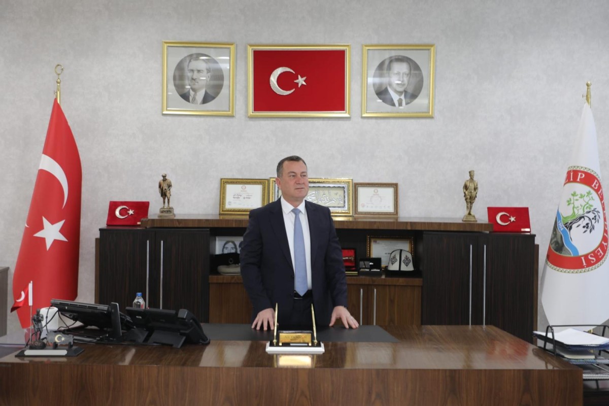 “19 Mayıs, bağımsızlık meşalemizin yakıldığı kutlu bir tarihtir”