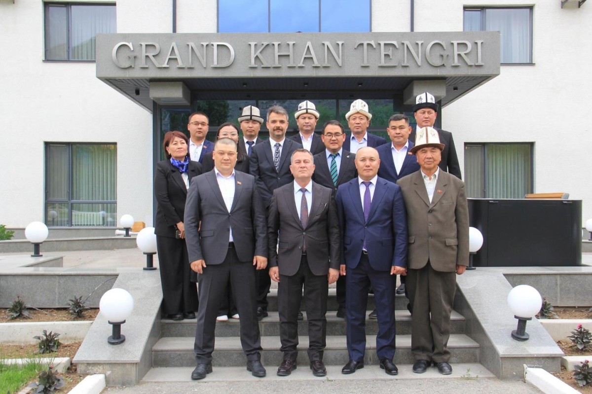 “Kırgızistan'daki yatırım fırsatları için güçlü köprülerin temelini attık”
