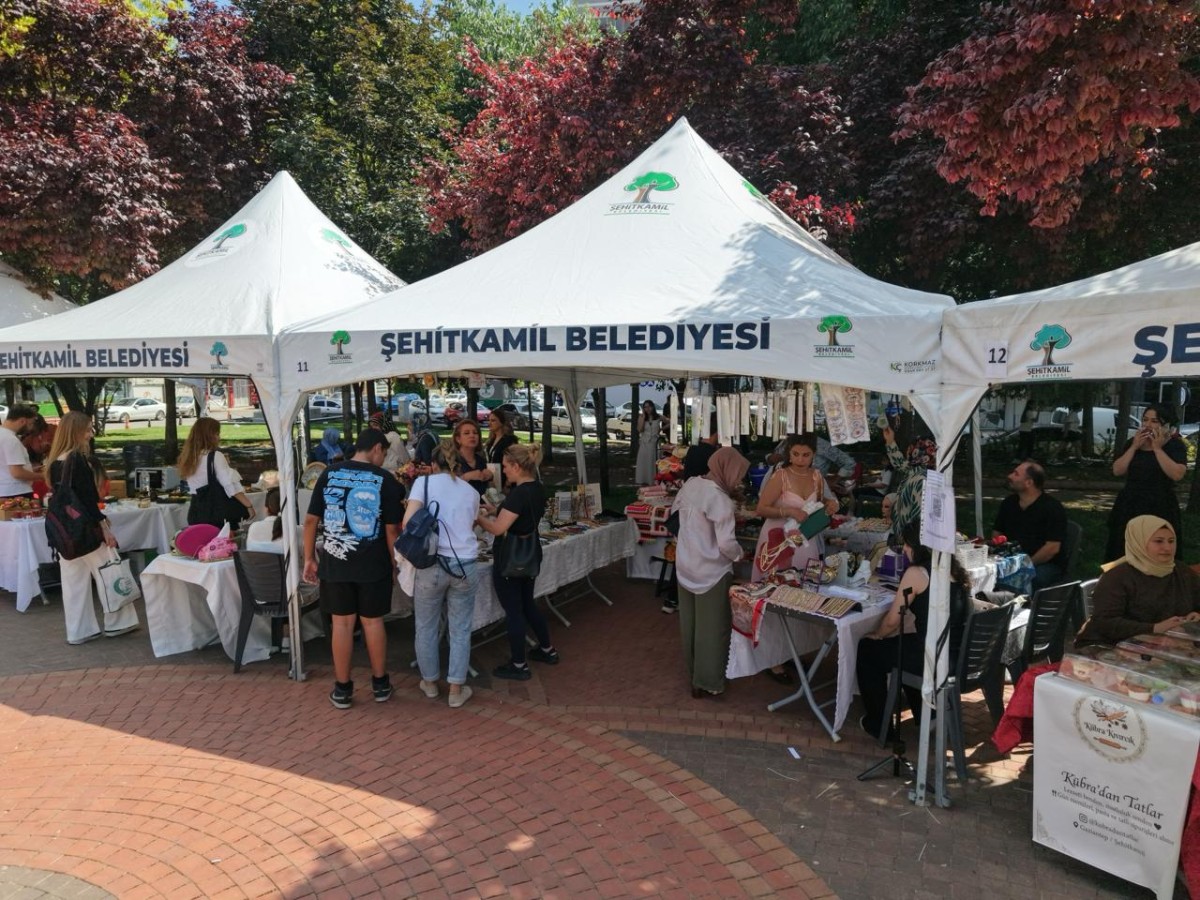 Üretici Kadın Kermesi başladı